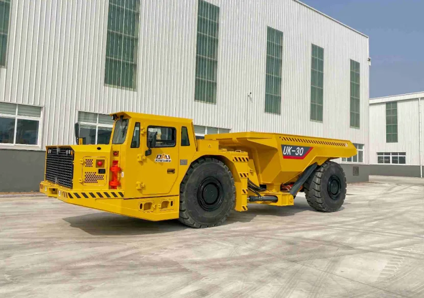 Front view of DALI UK-30 underground mining truck