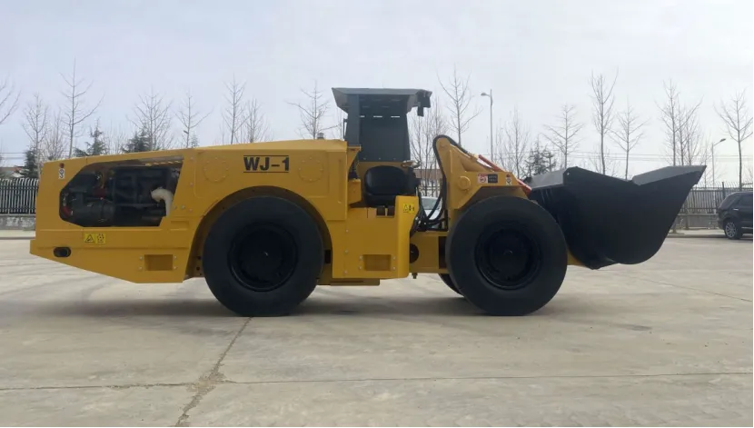 WJ-1 compact underground mining LHD loader side view